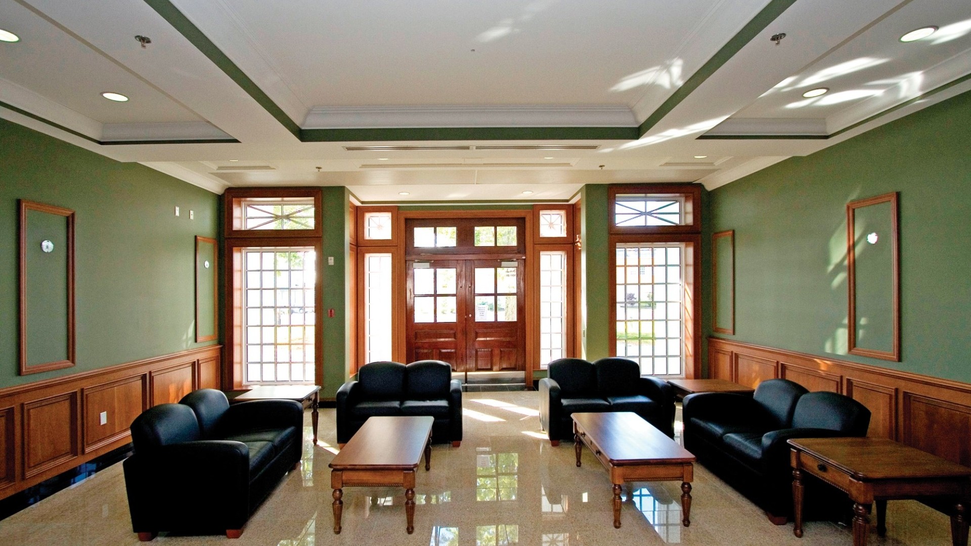 Lounge area located in Governors Hall