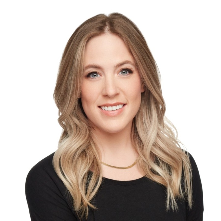 Headshot of Beth MacNeil-Cameron