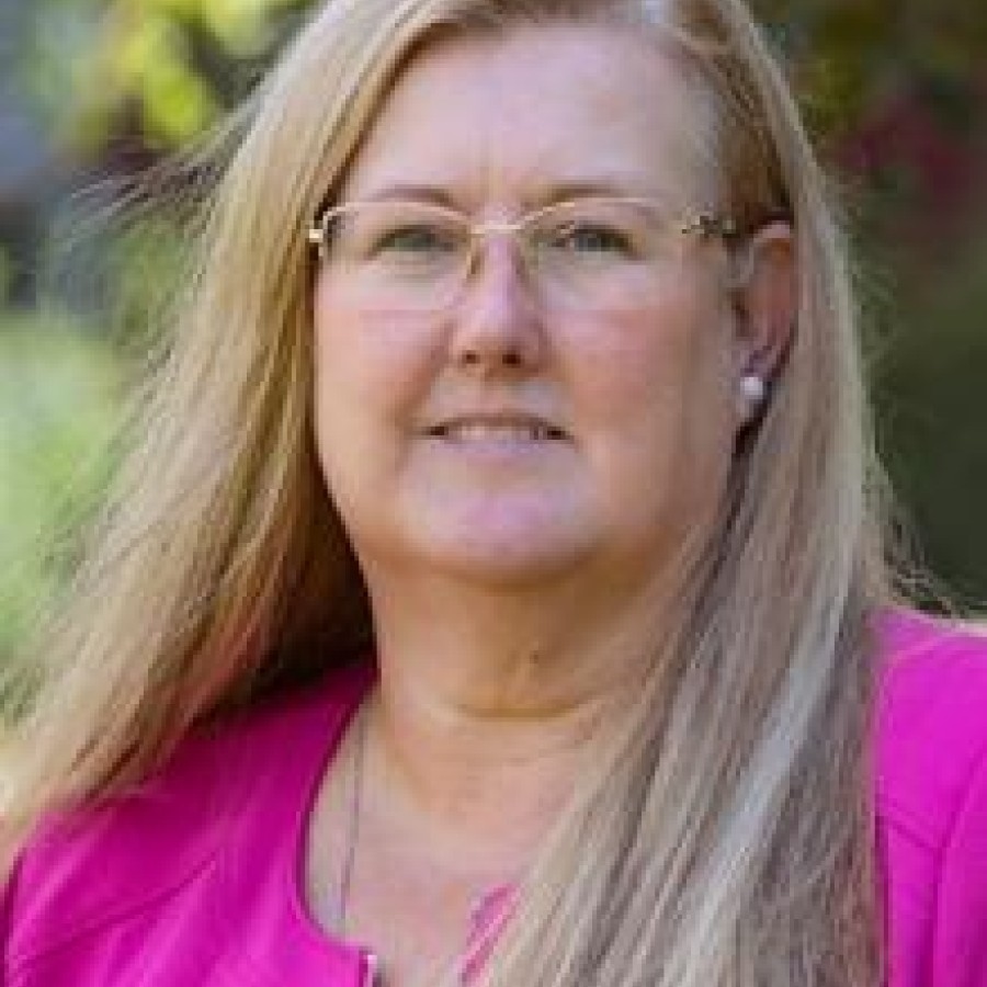 Bachelor_Education-Lace_Marie_Brogden_300x400_web