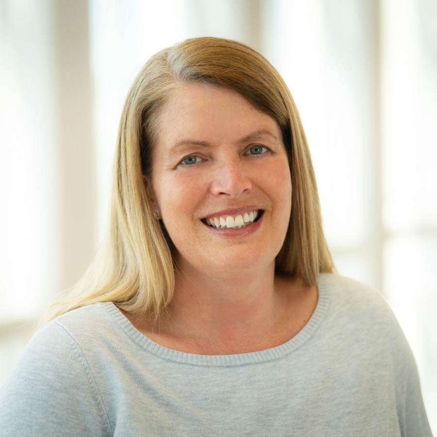 Headshot of Lianne Campbell