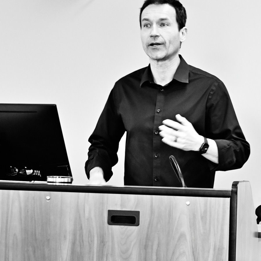 Mathias Nilges Headshot